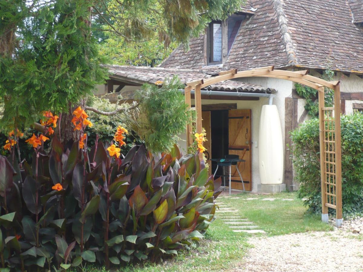 B&B Gilclau Saint-Martial-d'Artenset Bagian luar foto