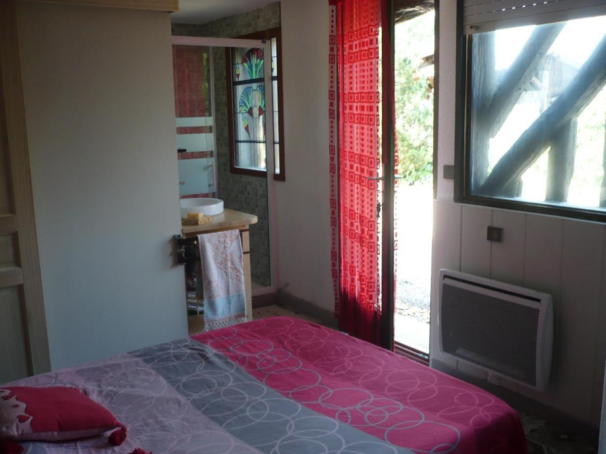 B&B Gilclau Saint-Martial-d'Artenset Bagian luar foto