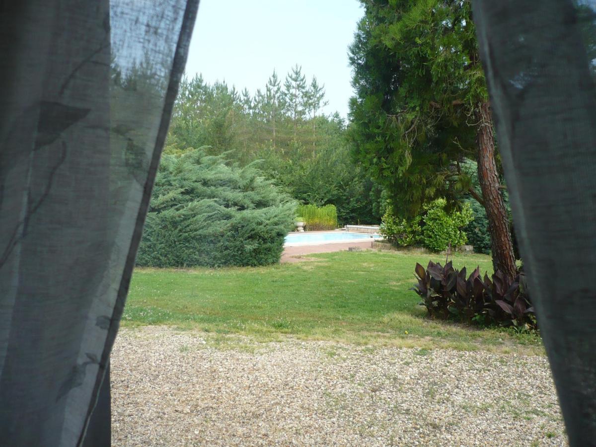B&B Gilclau Saint-Martial-d'Artenset Bagian luar foto